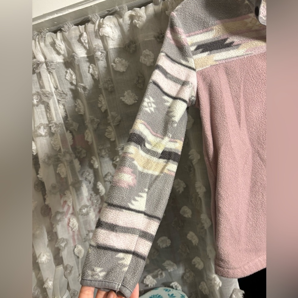 Simply Southern Gray and Pink Fleece Pullover - Picture 4 of 8